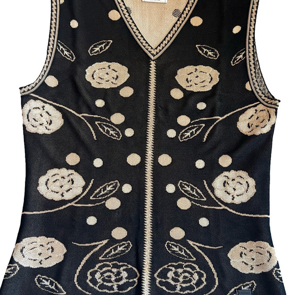 Chanel Top Black/Brown Tan Camelia Design Size 36/ US 4-6. - Picture 1 of 15